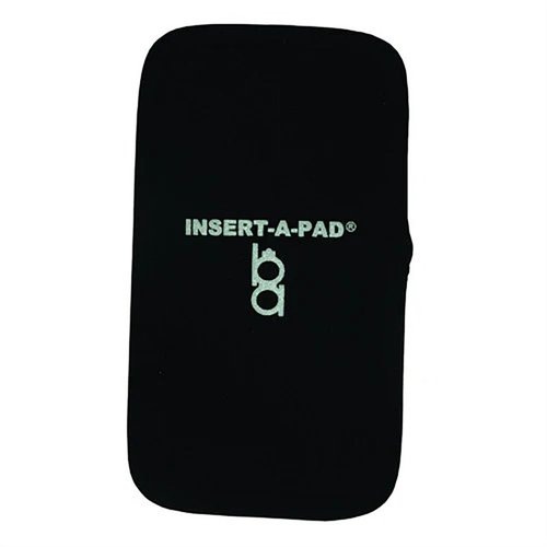 BOB ALLEN INSERT-A-PAD on must-have lisävaruste, joka kiinnitetään helposti vaatteisiin turvaneulalla ja sopii Insert-A-Pad® taskullisiin vaatteisiin.