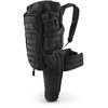 TACTICAL ASSAULT BAG tarjoaa tilavan ja kestävän kuljetuksen varusteillesi, mukautuvat hihnat ja pehmustettu laukku kiväärille tekevät siitä täydellisen retkille.