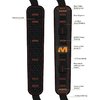 MUDDY SUMMIT RIDGE ?FLEXIBLE COMFORT SLING? on pehmeä ja kestävä, vähentää olkapäälle kohdistuvaa painetta, säädettävä pituus ja vahvat metalliset pikakiinnikkeet.