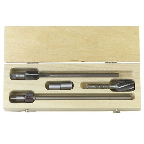 .010" Over Receiver Accurizing Kit on tehokas työkalu Remington ja Winchester -toimintojen tarkkuusmallinnukseen, sisältäen kaikki tarvittavat työkalut.
