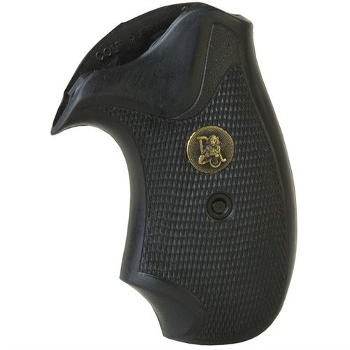 Pachmayr COMPAC GRIPS tarjoaa erinomaisen, liukumattoman otteen kaikissa olosuhteissa, vaimentaa rekyyliä ja soveltuu täydellisesti Colt "D"-kehyksille.