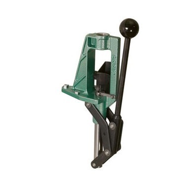 RCBS Partner Press on kompakti, kestävä ja edullinen 7/8 tuuman latauspainin, joka sopii erinomaisesti benchrest- ja kiväärikoteloiden koon muuttamiseen.
