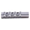 Monipuolinen #1 Muzzle Brake 22 kaliberi vähentää rekyyliä ja nostetta, 42 porttia maksimoivat hallinnan. Tarvitsee asekorjausta ja voidaan laajentaa jopa .44 kaliberiin.